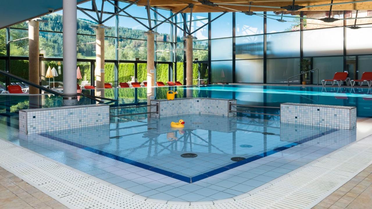 Bruggerhof - Camping, Restaurant, Hotel Кицбюел Екстериор снимка