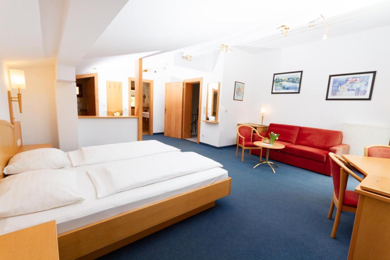 Bruggerhof - Camping, Restaurant, Hotel Кицбюел Екстериор снимка